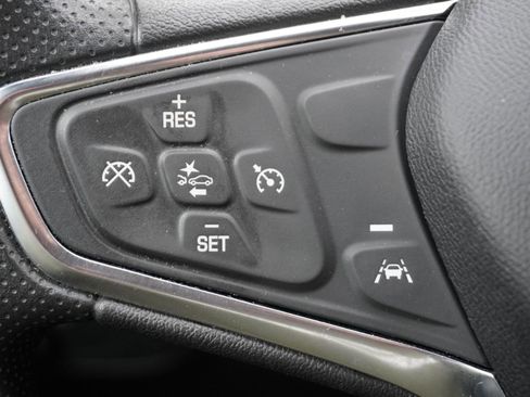 Used 2021 Chevrolet Equinox LS w/ LS Convenience Package AWD/4WD image 10