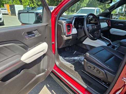 Used 2023 GMC Canyon AT4X w/ Edition 1 AWD/4WD image 20