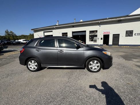 Used 2009 Toyota Matrix Base 4dr Wagon 4A image 14