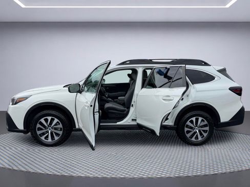 Used 2022 Subaru Outback Premium AWD/4WD image 14