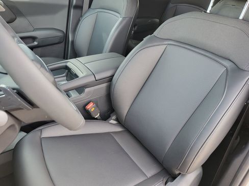 New 2027 Kia Telluride S image 9