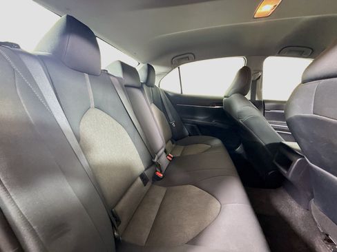 Used 2022 Toyota Camry LE image 26
