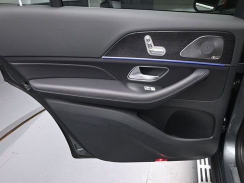 Used 2026 Mercedes-Benz GLS 450 4MATIC image 26