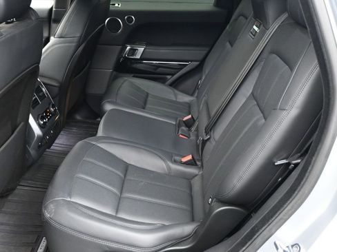Used 2019 Land Rover Range Rover Sport Supercharged AWD/4WD image 6