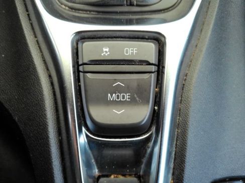 Used 2022 Chevrolet Camaro LT w/ Technology Package RWD image 39