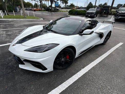 Used 2022 Chevrolet Corvette Stingray Preferred Conv w/ 2LT RWD image 2