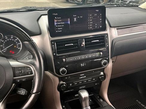 Used 2022 Lexus GX 460 Premium image 9
