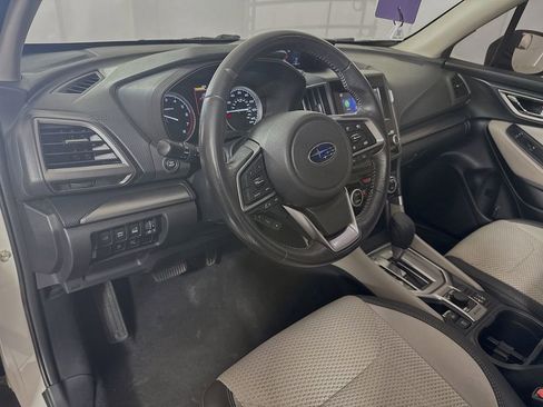 Used 2021 Subaru Forester Premium image 9
