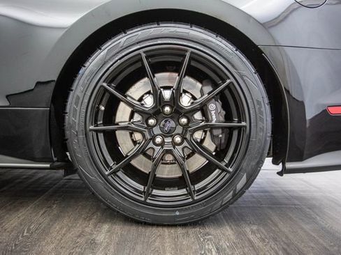 Used 2020 Ford Mustang Shelby GT350 w/ Technology Package image 41