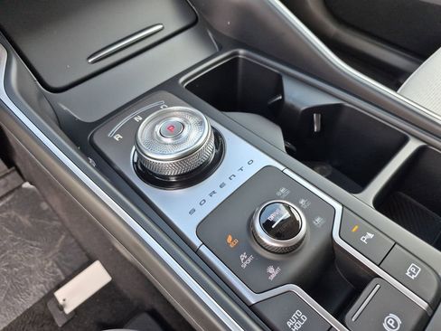 New 2026 Kia Sorento EX AWD/4WD image 9