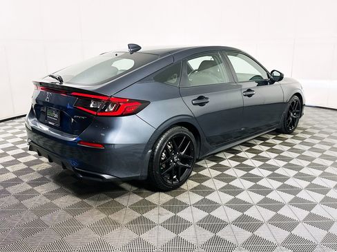 Used 2025 Honda Civic Sport image 9