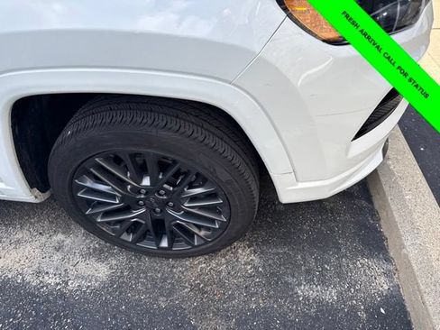 Used 2022 Jeep Compass High Altitude AWD/4WD image 5