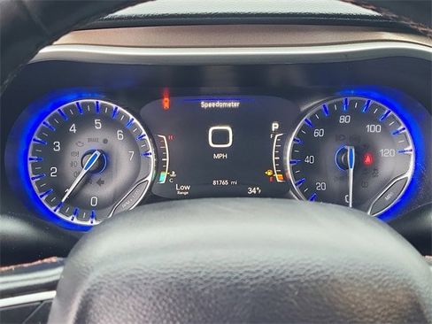 Used 2019 Chrysler Pacifica Touring-L w/ Advanced Safetytec Group image 20