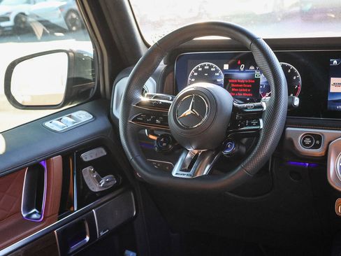 Used 2025 Mercedes-Benz G 63 AMG 4MATIC image 29