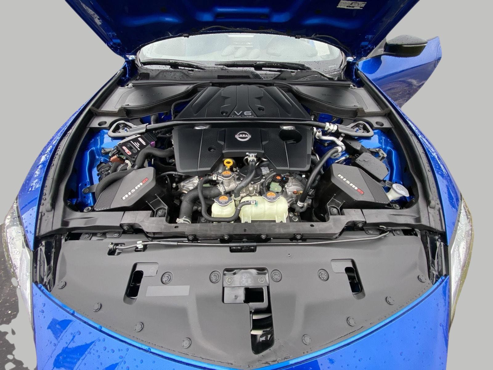 Used 2024 Nissan Z Performance w/ Floor Mat Package RWD image 11