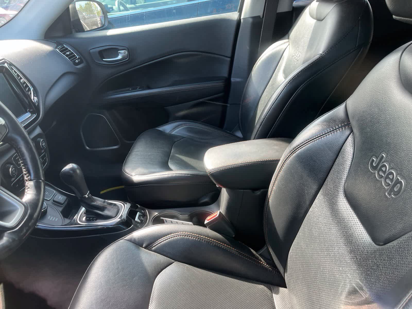 Used 2018 Jeep Compass Limited w/ Safe & Security Group AWD/4WD image 25