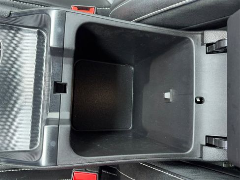 Used 2024 Jeep Grand Cherokee L Limited w/ Luxury Tech Group II image 35