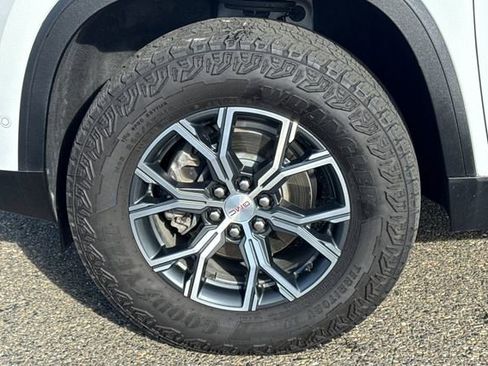 Used 2024 GMC Acadia AT4 w/ Super Cruise Package image 49