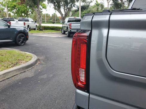 Certified 2025 GMC Sierra 1500 Denali Ultimate AWD/4WD image 27