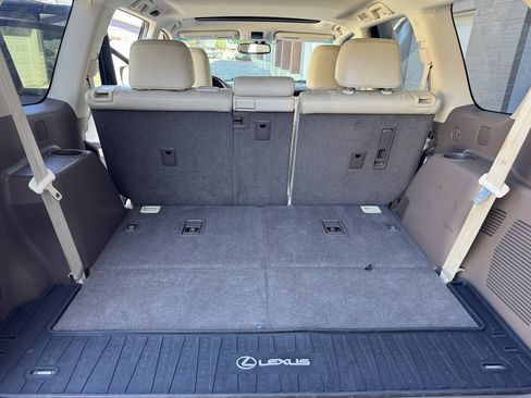 Used 2014 Lexus GX 460 w/ Premium Package AWD/4WD image 29