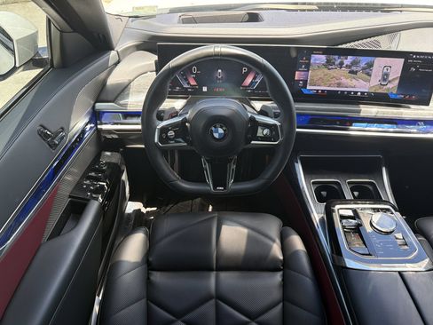 Certified 2023 BMW 740i RWD image 15