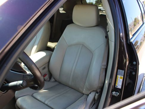 Used 2015 Cadillac SRX Premium w/ Driver Assist Package image 8