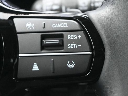 Used 2024 Honda Pilot EX-L image 8