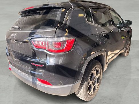 Used 2022 Jeep Compass Trailhawk w/ Sun and Sound Group AWD/4WD image 6