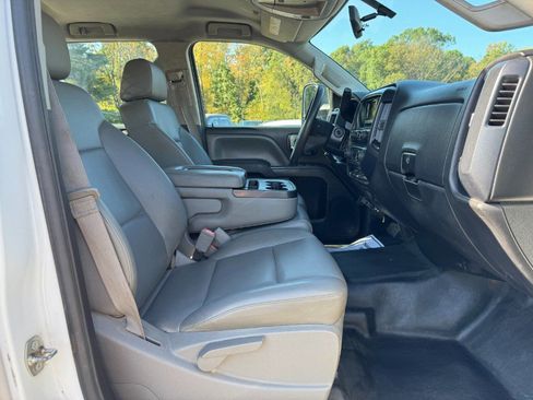 Used 2015 GMC Sierra 3500 2WD Crew Cab image 18