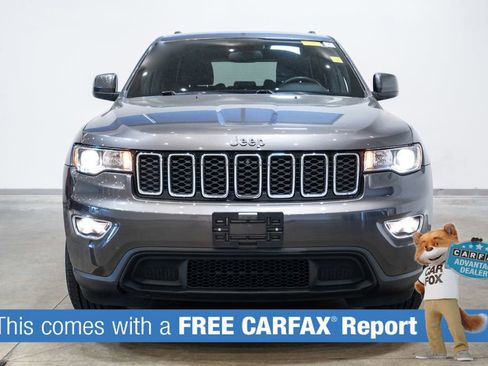 Used 2019 Jeep Grand Cherokee Laredo w/ Security & Convenience Group AWD/4WD image 2