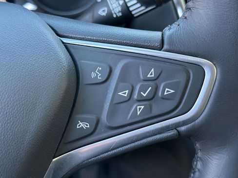 Used 2022 Chevrolet Equinox LT image 21