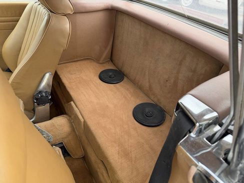 Used 1988 Mercedes-Benz 560 SL image 10