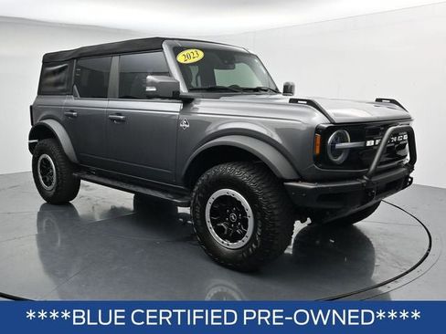 Certified 2023 Ford Bronco Outer Banks w/ Sasquatch Package AWD/4WD image 2