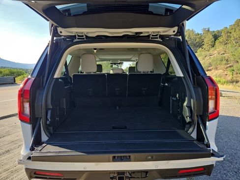 Used 2025 Ford Expedition Max Active AWD/4WD image 10
