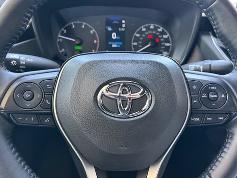 Certified 2025 Toyota Corolla SE w/ Convenience Package FWD image 24