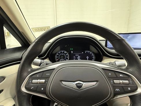 Used 2023 Genesis GV70 3.5T Sport w/ Sport Advanced Package AWD/4WD image 30