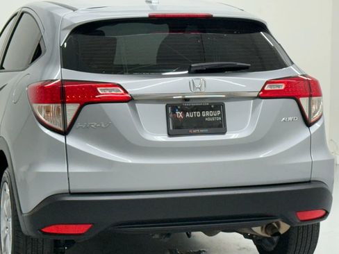 Used 2019 Honda HR-V LX image 16