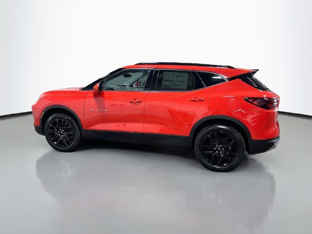 New 2026 Chevrolet Blazer LT w/ Convenience Package AWD/4WD image 11
