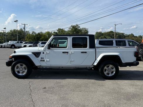 Used 2021 Jeep Gladiator Sport AWD/4WD image 7
