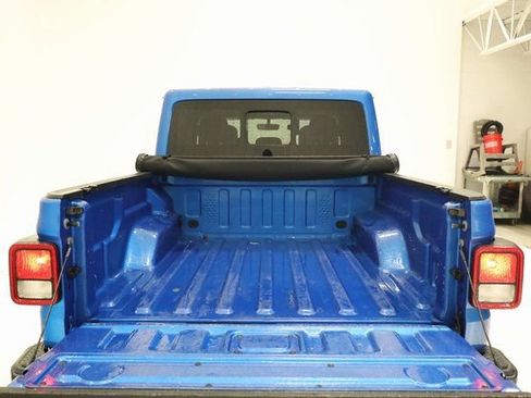 Used 2022 Jeep Gladiator Mojave w/ Trailer Tow Package image 27