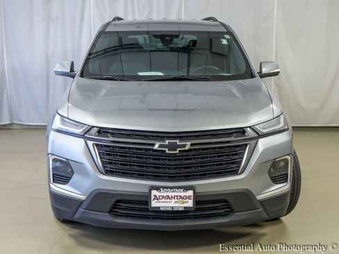 Used 2023 Chevrolet Traverse LT FWD image 5