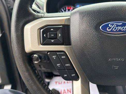 Used 2019 Ford F250 Lariat w/ Lariat Value Package image 19