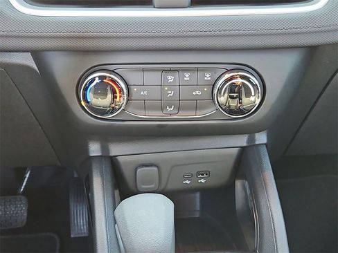 Used 2026 Chevrolet TrailBlazer LS w/ LS Convenience Package image 20