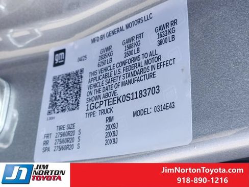 Used 2025 Chevrolet Colorado Trail Boss AWD/4WD image 33