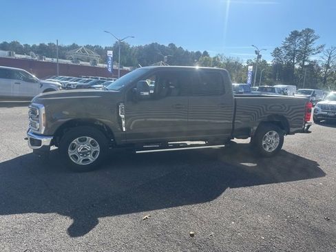 New 2026 Ford F250 XLT w/ XLT Premium Package image 6