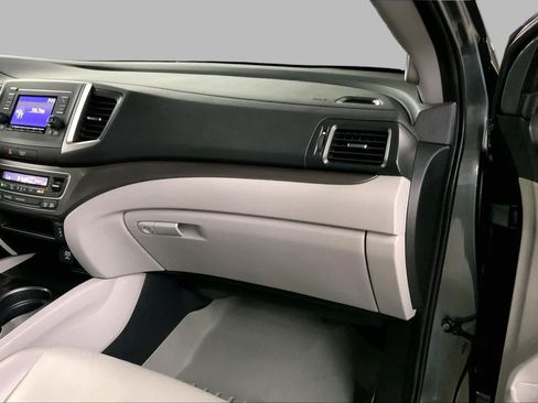 Used 2019 Honda Ridgeline RTL image 19