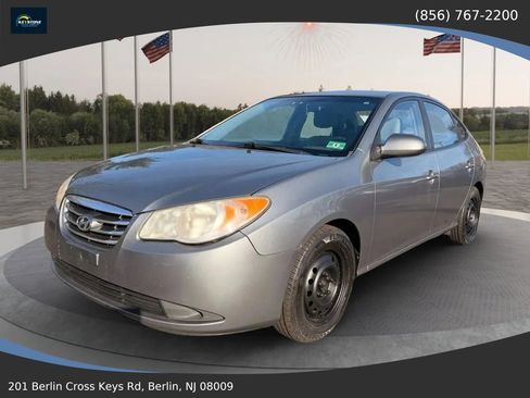 Used 2010 Hyundai Elantra GLS FWD image 3