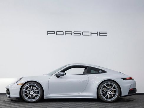 Certified 2025 Porsche 911 Carrera T RWD image 2