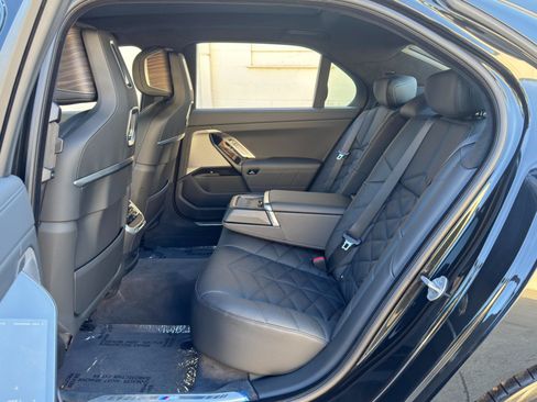 Used 2026 BMW 740i RWD image 56