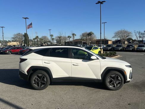 New 2026 Hyundai Tucson SEL image 8